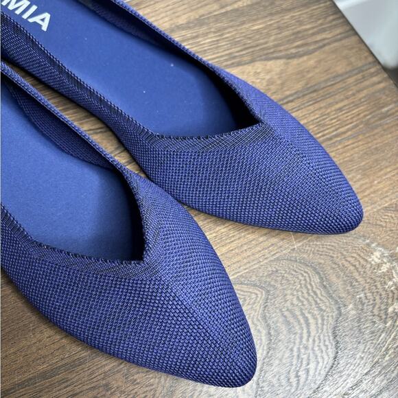 MIA Blue Textile Pointed Toe Cushioned Flats Size 10 - Picture 2 of 5